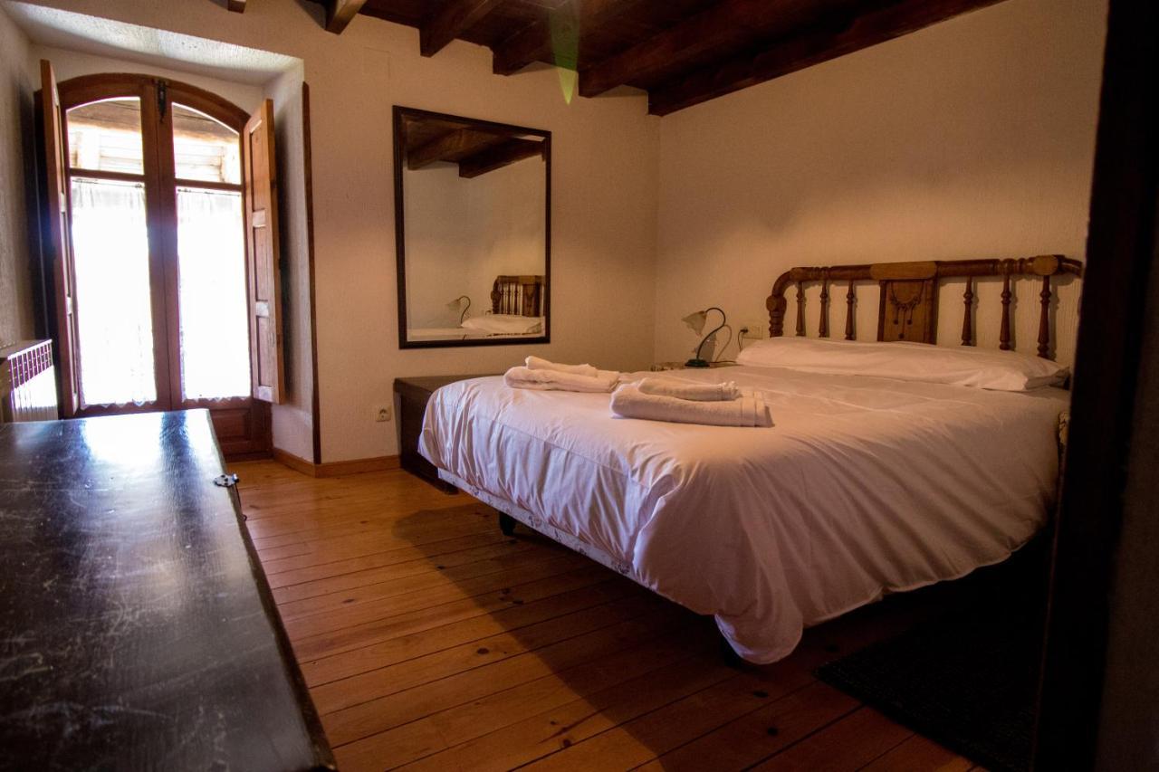 Pensjonat La Casa Del Abuelo Hoyos del Espino Zewnętrze zdjęcie
