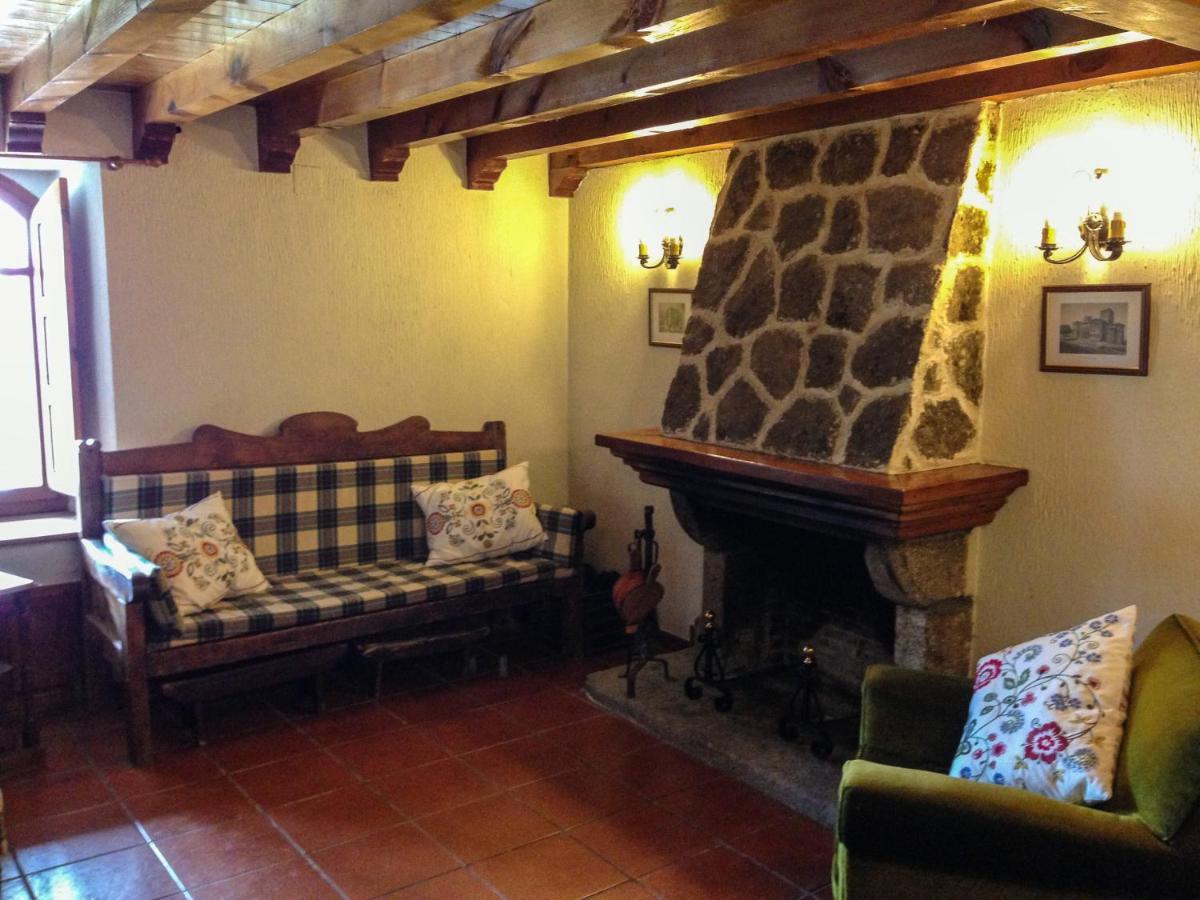 Pensjonat La Casa Del Abuelo Hoyos del Espino Zewnętrze zdjęcie