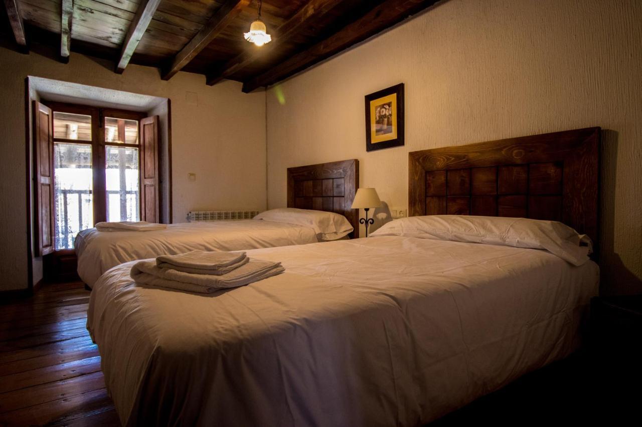 Pensjonat La Casa Del Abuelo Hoyos del Espino Zewnętrze zdjęcie