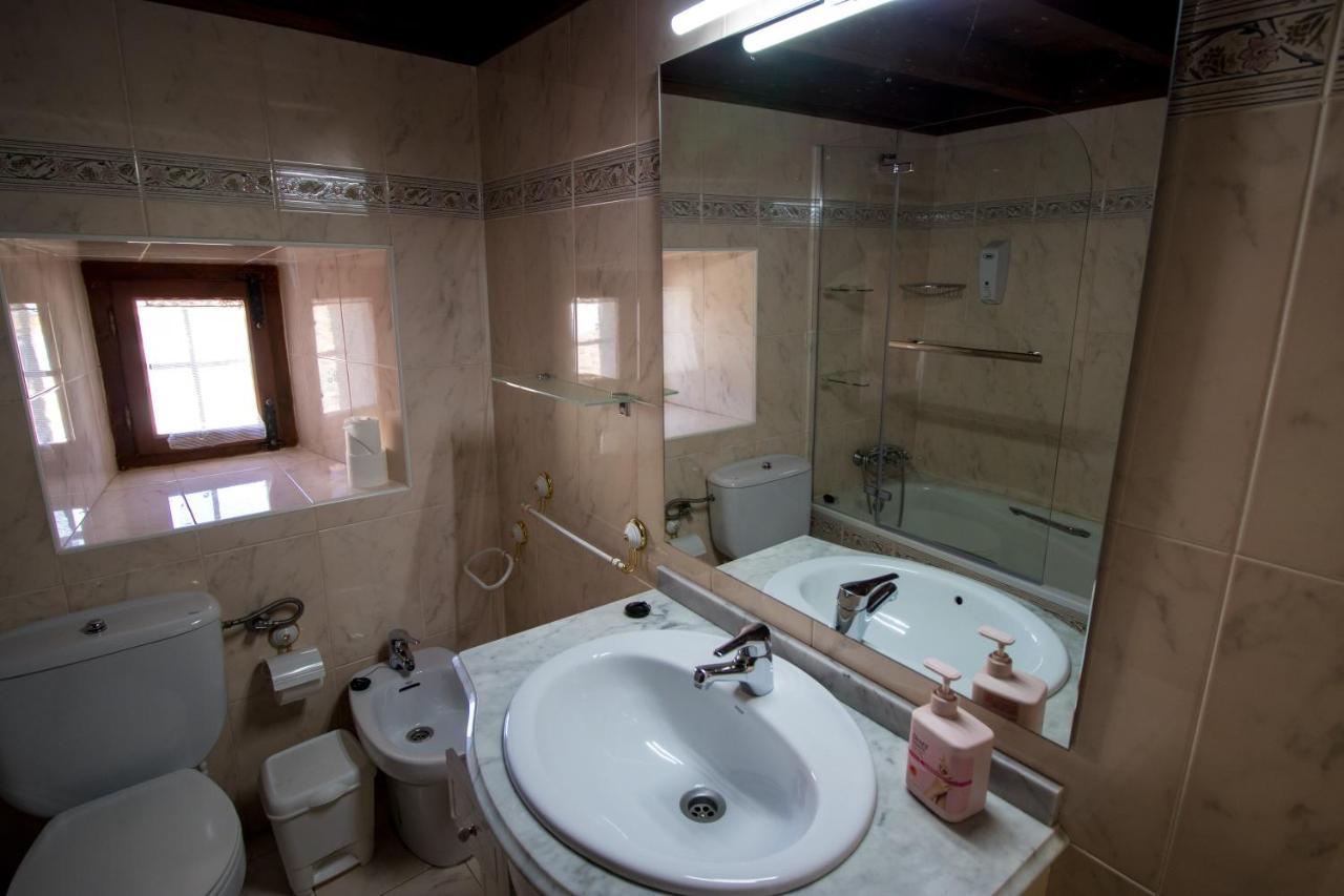 Pensjonat La Casa Del Abuelo Hoyos del Espino Zewnętrze zdjęcie