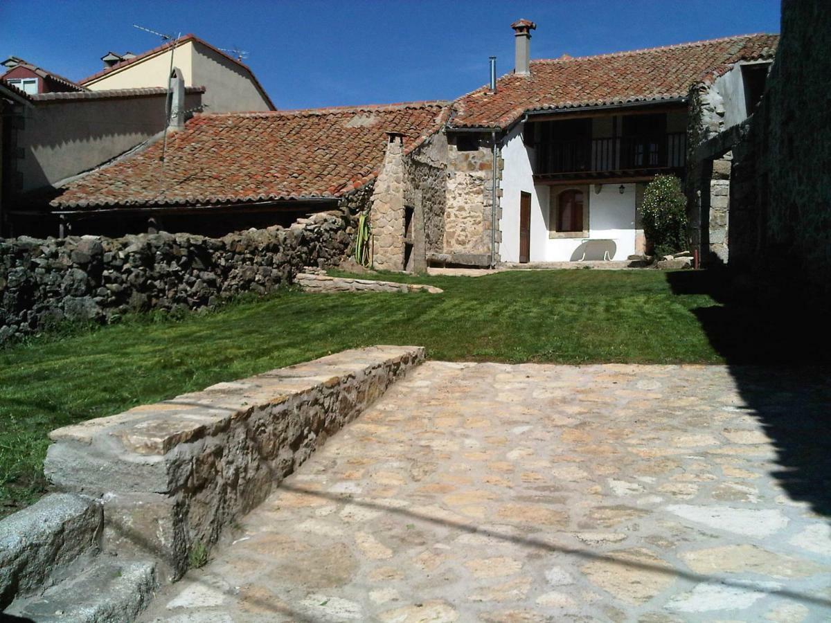 Pensjonat La Casa Del Abuelo Hoyos del Espino Zewnętrze zdjęcie