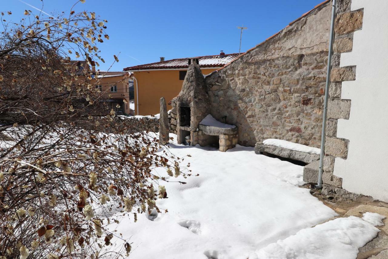 Pensjonat La Casa Del Abuelo Hoyos del Espino Zewnętrze zdjęcie