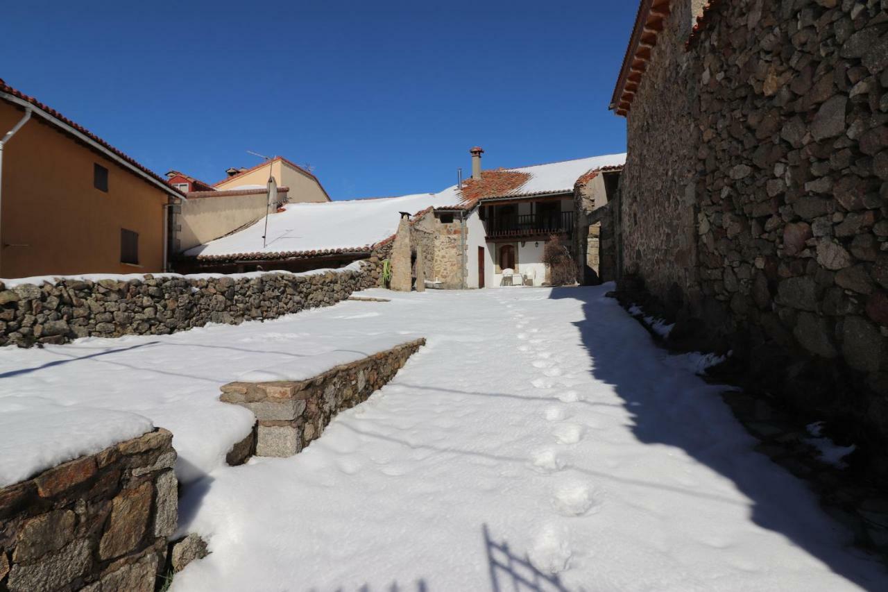 Pensjonat La Casa Del Abuelo Hoyos del Espino Zewnętrze zdjęcie