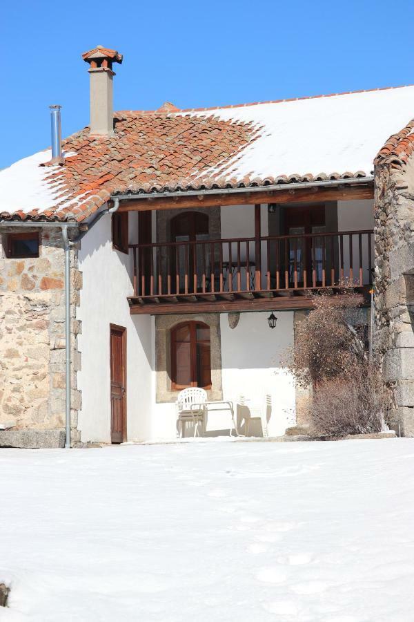 Pensjonat La Casa Del Abuelo Hoyos del Espino Zewnętrze zdjęcie